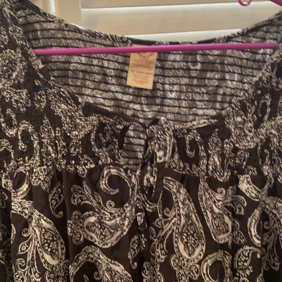 Pre-Loved Top - Picture 3 of 8